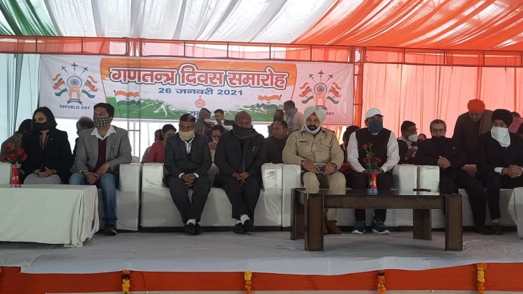 रादौर में उपमंडल स्तरीय गणतंत्र दिवस समारोह में प्रशासन की बदइंतजामी आई नजर