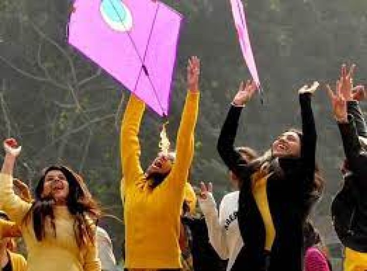 बसंत पंचमी का पर्व बड़ी ही धूमधाम से मनाया