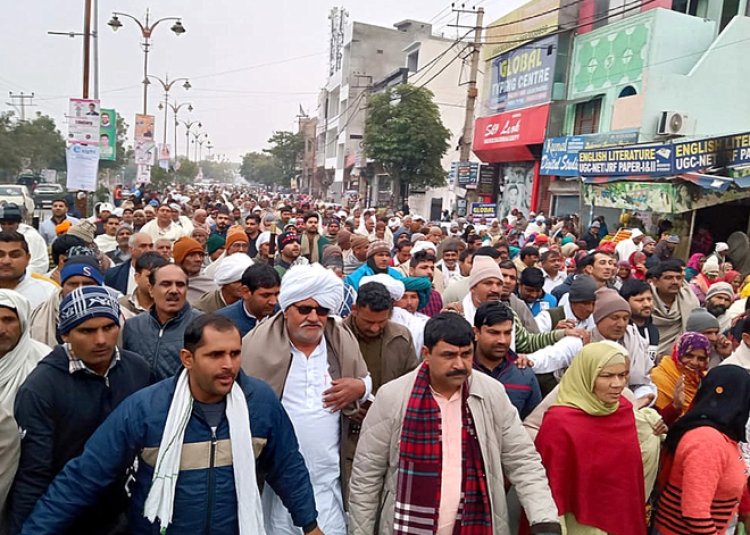 महेंद्रगढ़ : विधायक बलराज कुंडू के द्वारा निकाली गई जनजागृति पदयात्रा महेंद्रगढ़ पहुंची