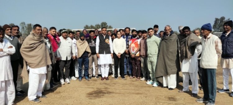 फतेहाबाद : एवरेस्ट विजेता मनीषा पायल के समर्थन में उतरा उनका गांव बनावाली