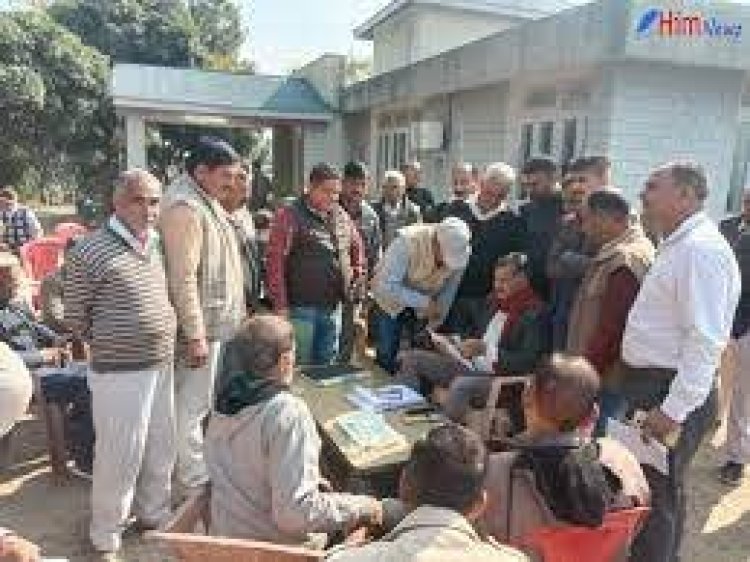 घुमारवीं विधायक राजेश धर्माणी से मिला हिमाचल शासकीय शिक्षक संघ जिला बिलासपुर का प्रतिनिधिमंडल