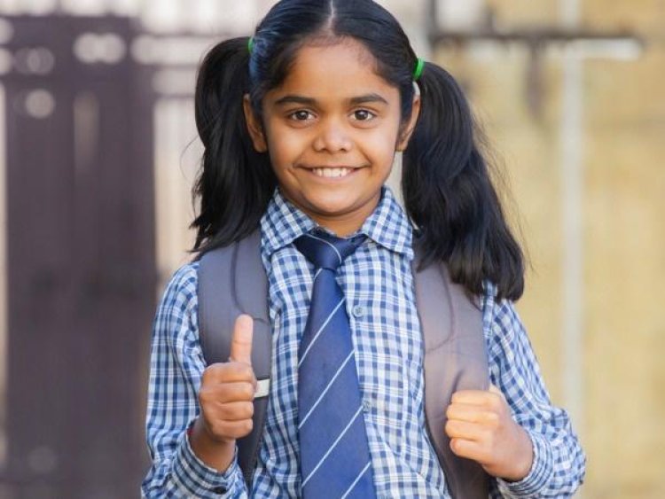 सरपंच का सराहनीय कदम, बेटियों को पढ़ाई के लिए प्रोत्साहित करने के लिए अनूठी पहल