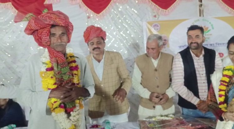 विकास यात्रा का ग्रामीणों ने किया भव्य स्वागत, गिनाई सरकार की जनहितैषी योजनाएं