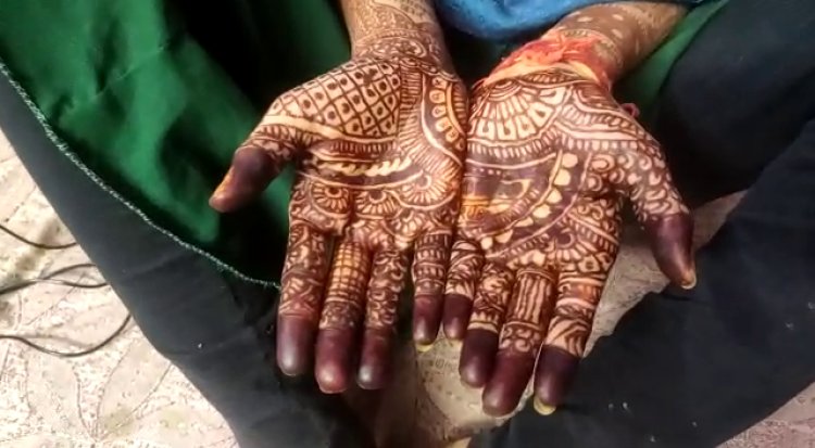 दुल्हन के हाथों में लगी रह गई मेहंदी, दहेज का लोभी दूल्हा नही लेकर आया बारात