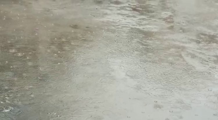 सुबह बदला मौसम का मिजाज, गर्मी से मिली राहत